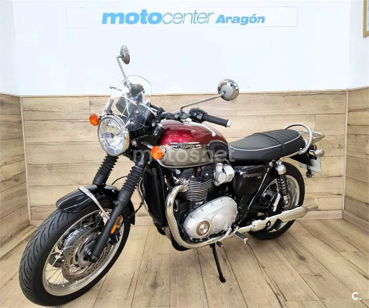 Triumph Bonneville T120 – Vista 4