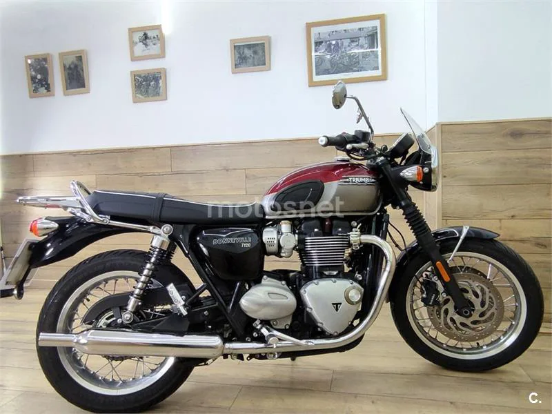Triumph Bonneville T120 – Vista 7
