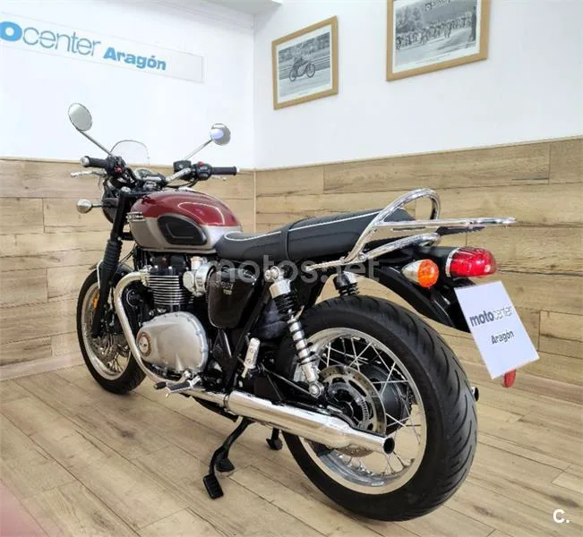 Triumph Bonneville T120 – Vista 8
