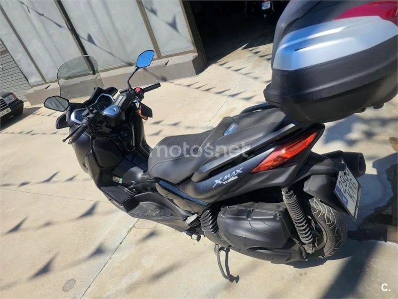 Yamaha XMAX 400 – Vista 4