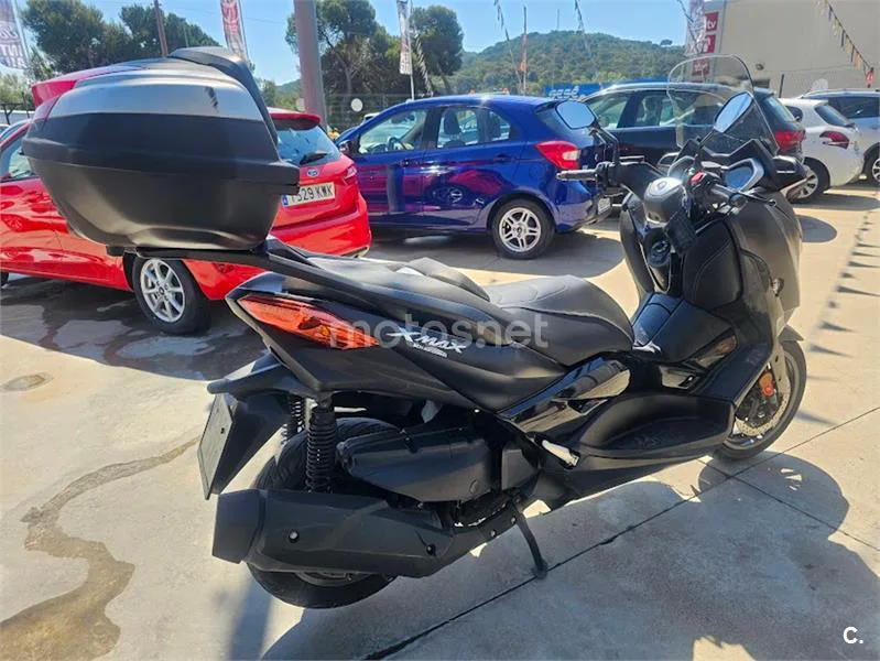 Yamaha XMAX 400 – Vista 6