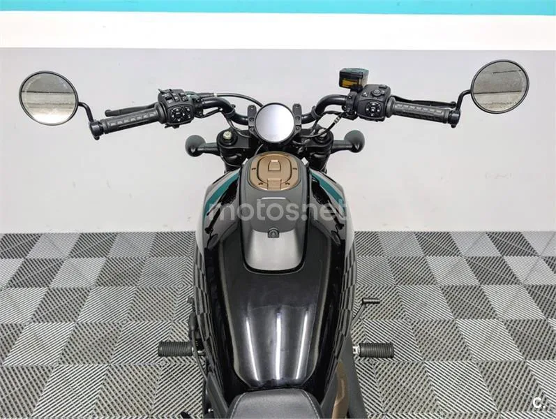 Harley-Davidson Sportster S – Vista 8