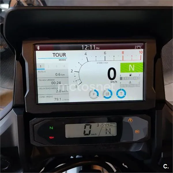 Honda NT1100 – Vista 4