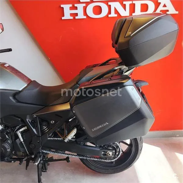 Honda NT1100 – Vista 7