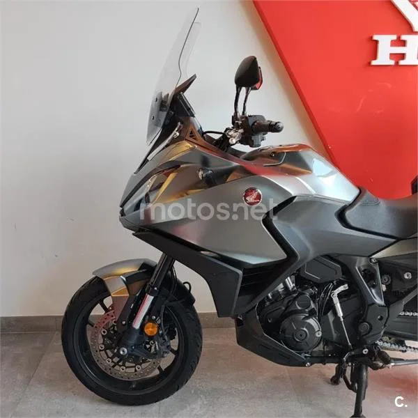 Honda NT1100 – Vista 9