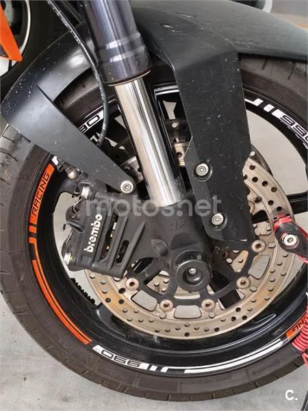 KTM 990 SM – Vista 11