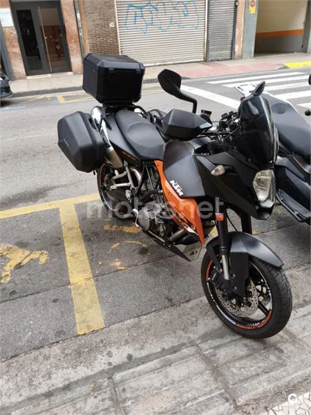 KTM 990 SM – Vista 3