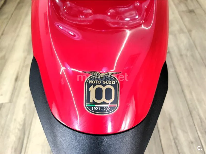 Moto Guzzi V85 TT – Vista 13
