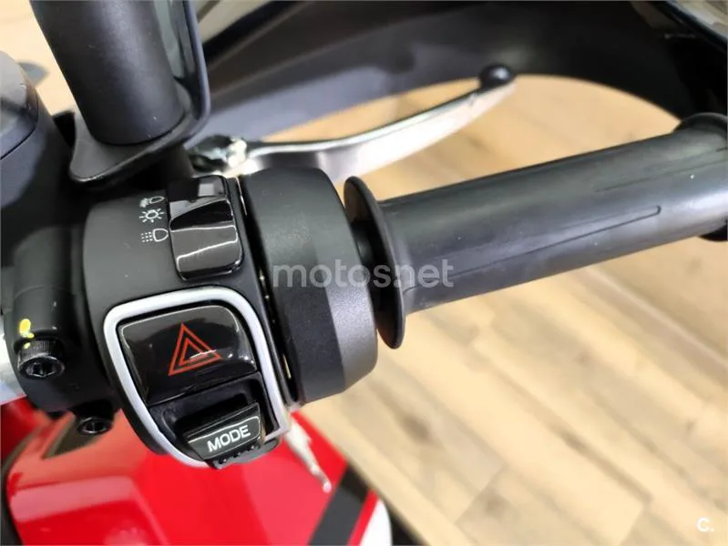 Moto Guzzi V85 TT – Vista 17