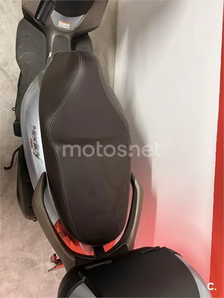 Piaggio Medley – Vista 2