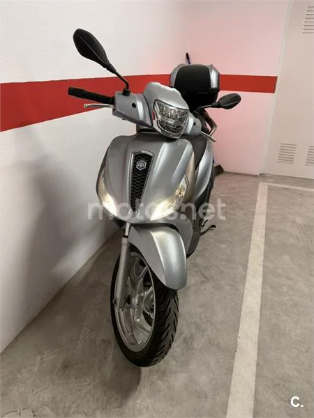 Piaggio Medley – Vista 7