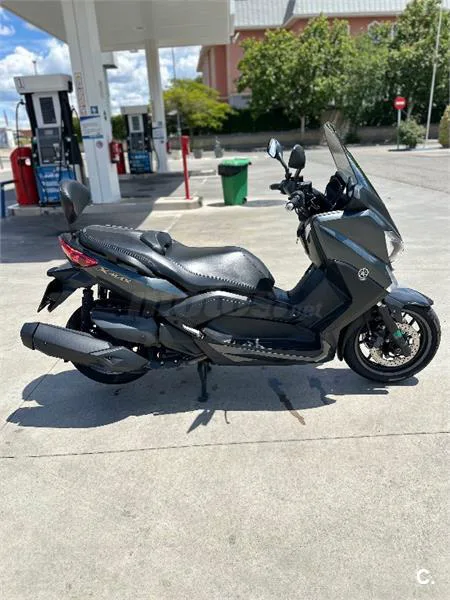 Yamaha XMAX 400 – Vista 3