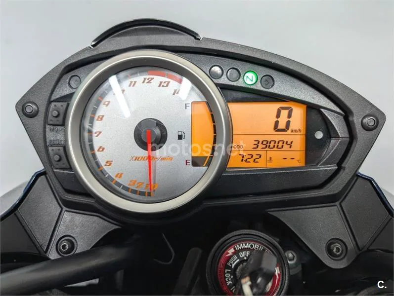 Kawasaki Z750 – Vista 11