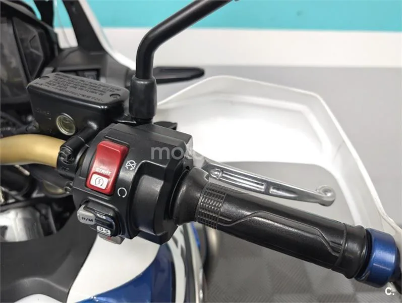 Honda CRF 1000L Africa Twin – Vista 12