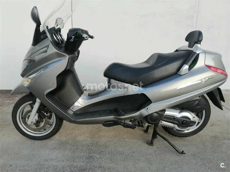Piaggio X EVO 400 – Vista 4