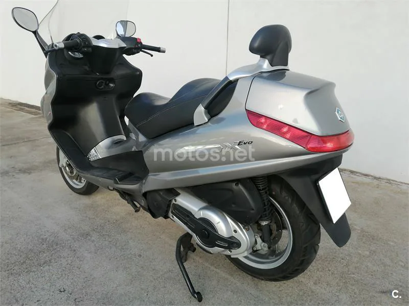 Piaggio X EVO 400 – Vista 6