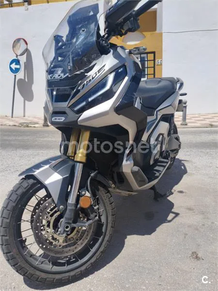 Honda X-ADV – Vista 3