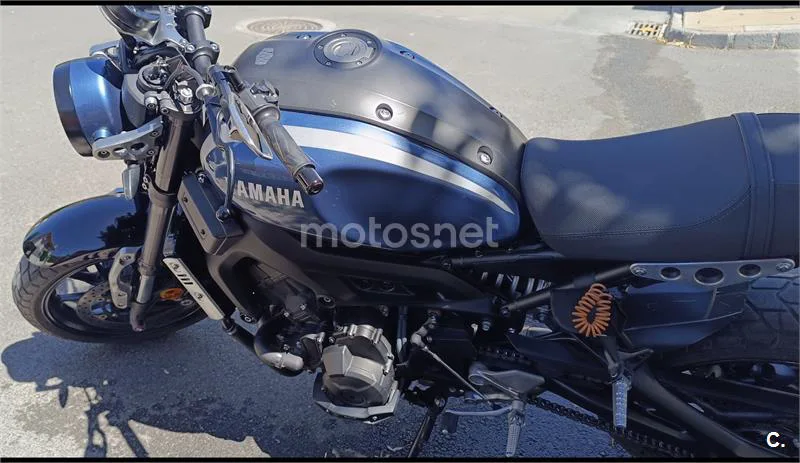 Yamaha XSR 900 – Vista 3