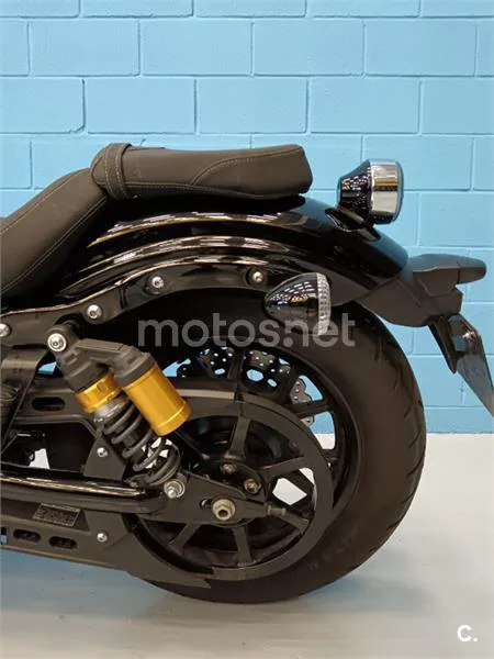 Yamaha XV 950 Racer – Vista 8
