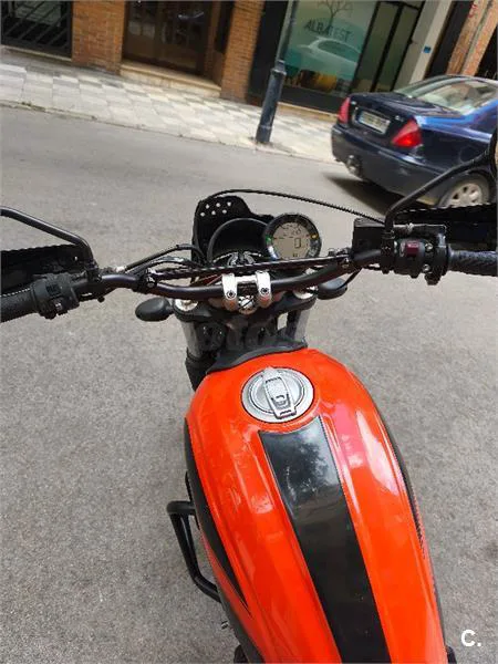 Ducati Scrambler – Vista 4