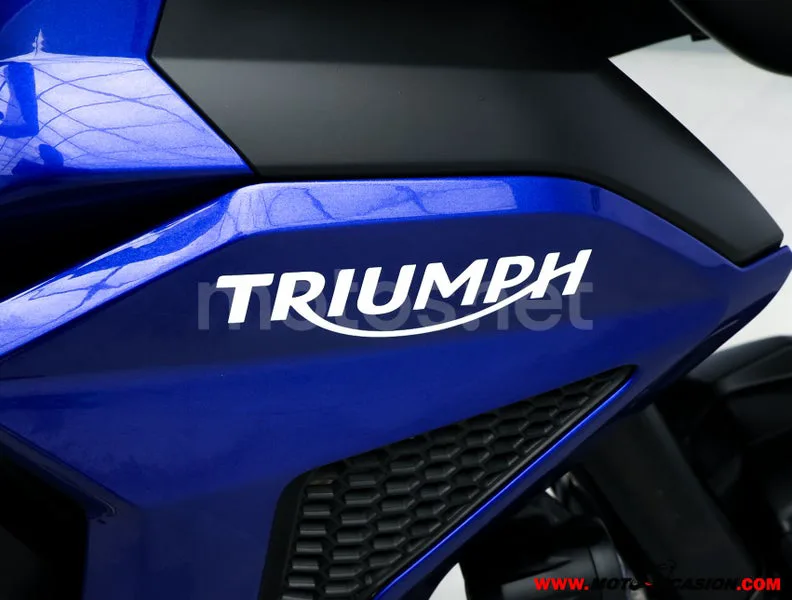 Triumph Tiger 1200 GT – Vista 9