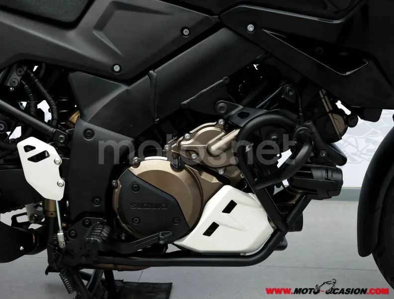 Suzuki V-Strom 1050 – Vista 5