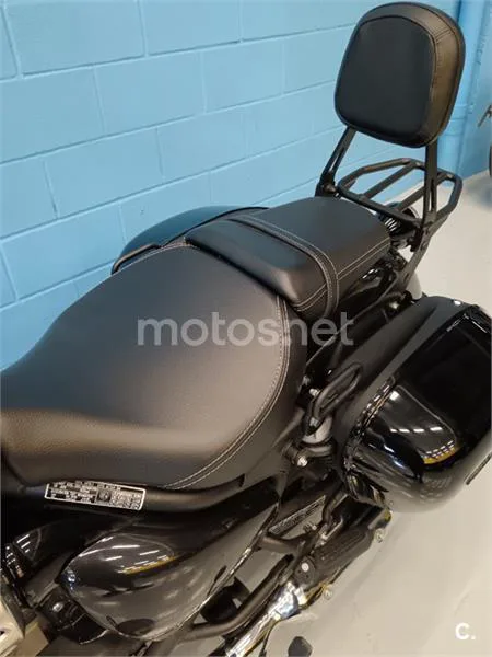 Royal Enfield Super Meteor 650 – Vista 13