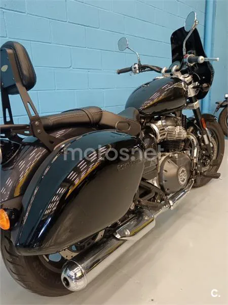 Royal Enfield Super Meteor 650 – Vista 14