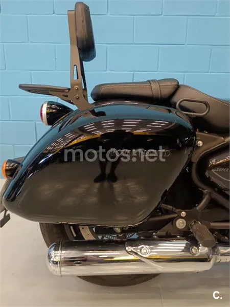 Royal Enfield Super Meteor 650 – Vista 7