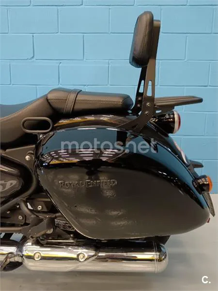 Royal Enfield Super Meteor 650 – Vista 8