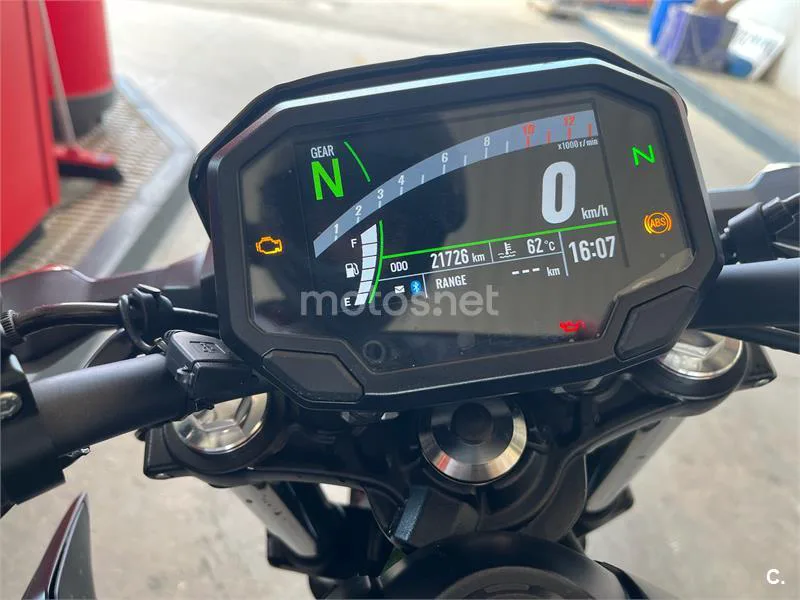 Kawasaki Z650 – Vista 2