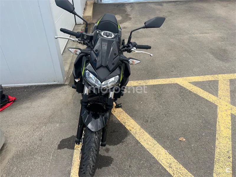 Kawasaki Z650 – Vista 3
