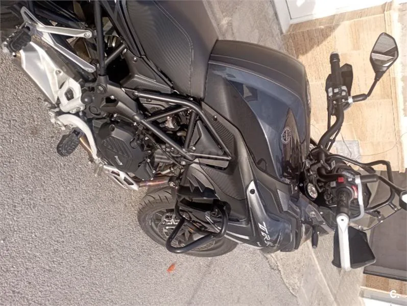 Benelli TRK 502 – Vista 5