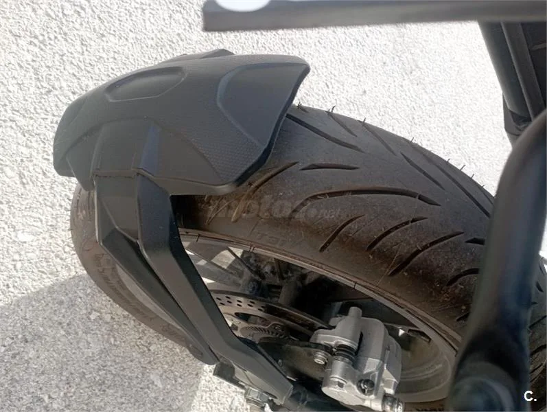 Benelli TRK 502 – Vista 9