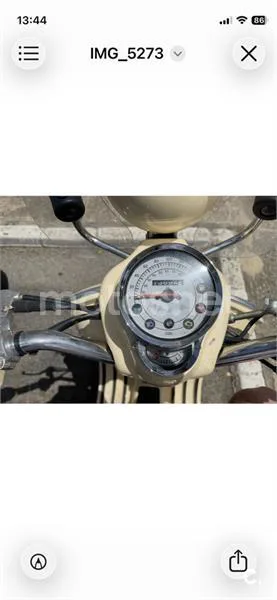 Vespa LXV 125 – Vista 3