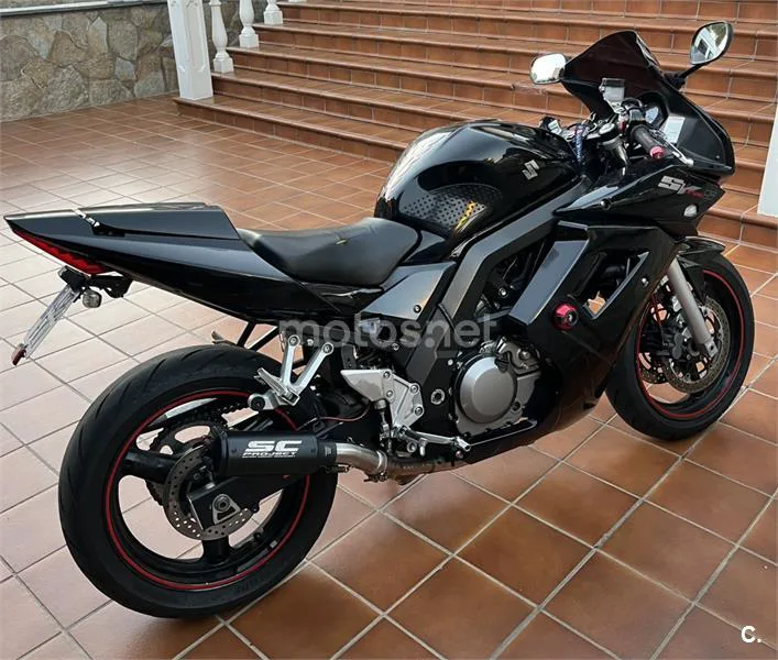 Suzuki SV 650 S – Vista 2