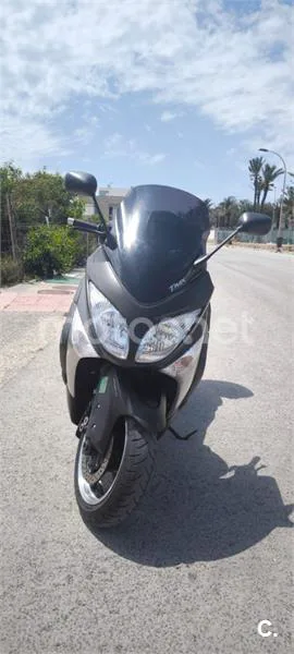 Yamaha TMAX 500 – Vista 3