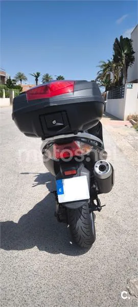 Yamaha TMAX 500 – Vista 6