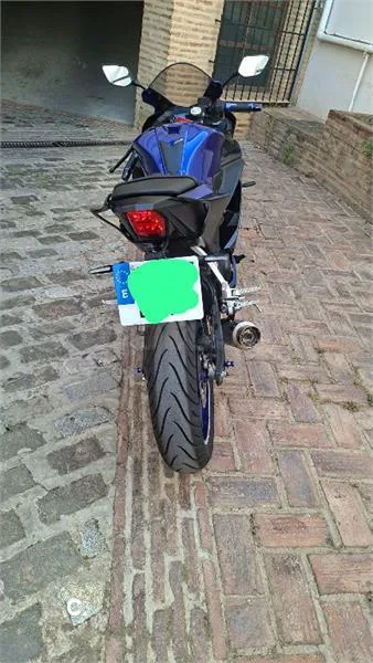 Yamaha R125 – Vista 4