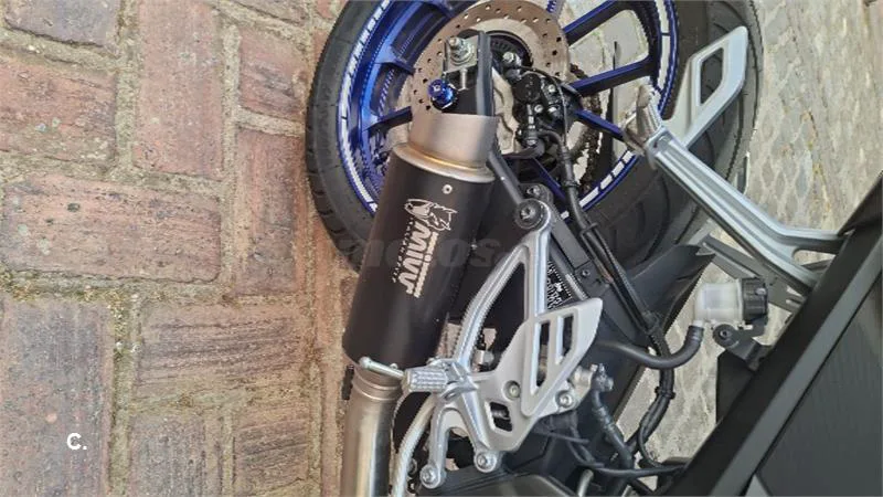 Yamaha R125 – Vista 5