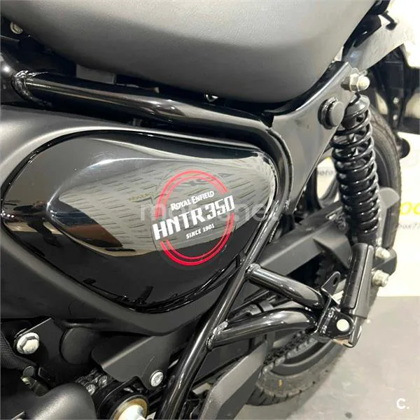 Royal Enfield Hunter 350 – Vista 22