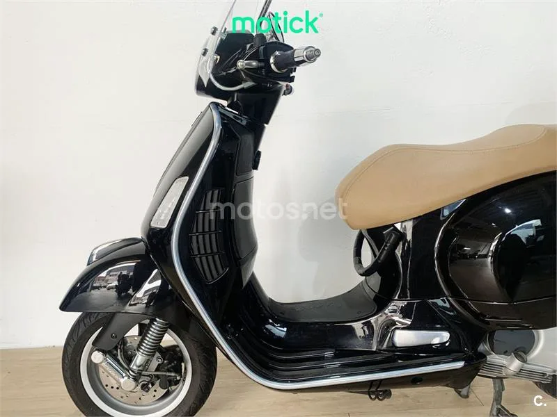 Vespa GTS 300 – Vista 7