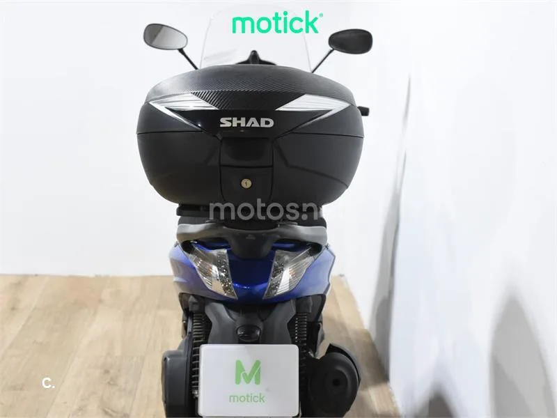 Piaggio Beverly 300 – Vista 6