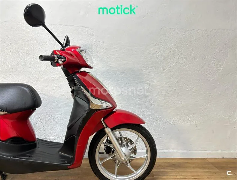 Piaggio Liberty 50 – Vista 4