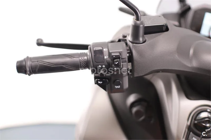 Yamaha Tricity 125 – Vista 6