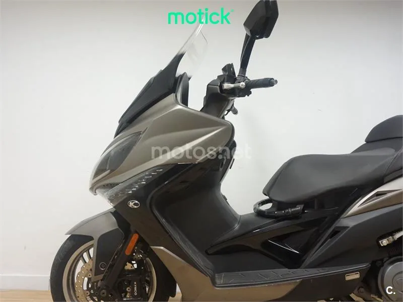 Kymco Xciting 400 – Vista 7