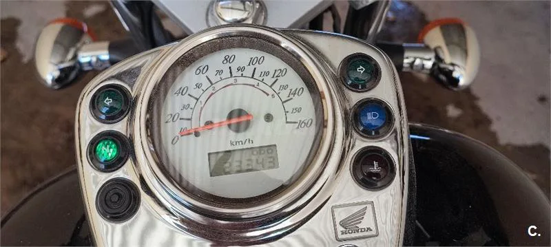 Honda VT 125 C Shadow – Vista 3