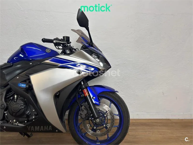 Yamaha R3 – Vista 4