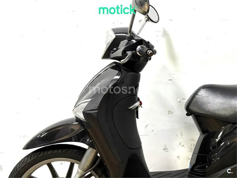 Piaggio Liberty 125 – Vista 6
