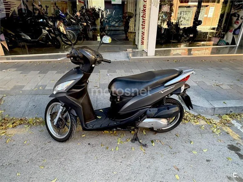 Honda Vision 110 – Vista 5